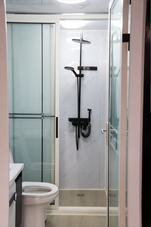modular house；bathroom；