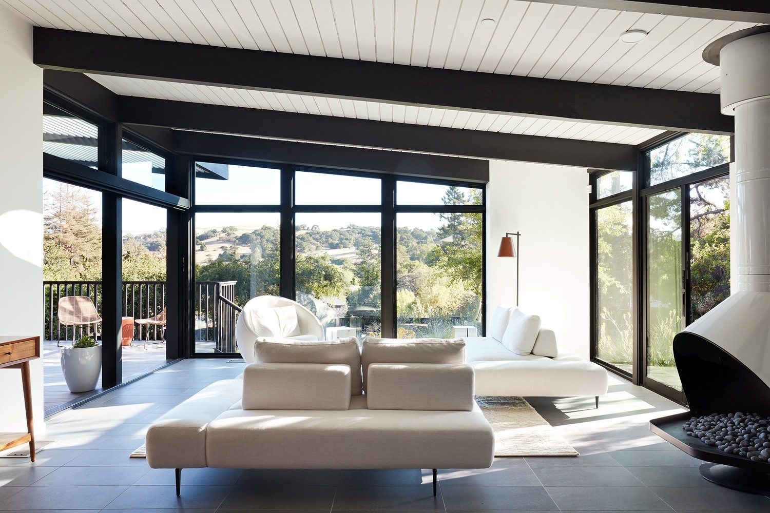 shipping container conversion house;